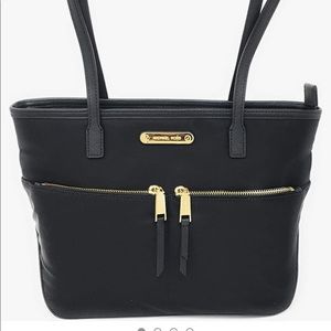 Michael Kors Black handbag EUC